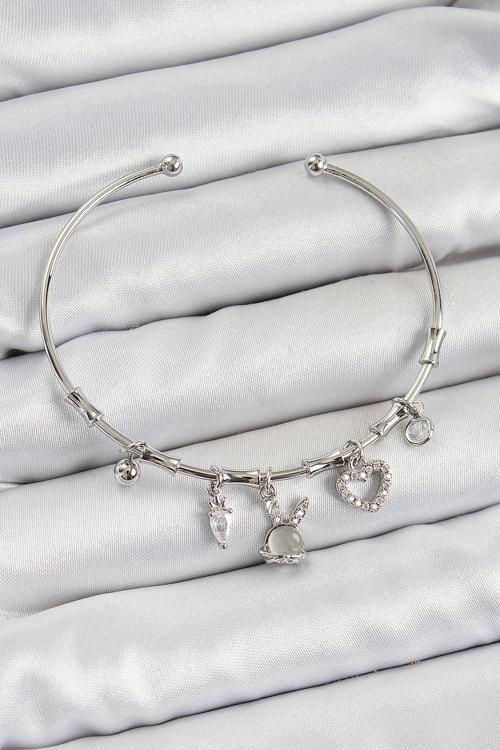 Pirinç Zirkon Taşlı Tavşan Ve Kalp Model Gümüş Renk Charm Bileklik - EBJ250705W36294