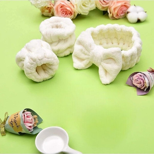 Süper Soft Spa Takımı - 2 Adet Havlu Yıkama Bilekliği Ve Elastik Saç Bandı Takımı