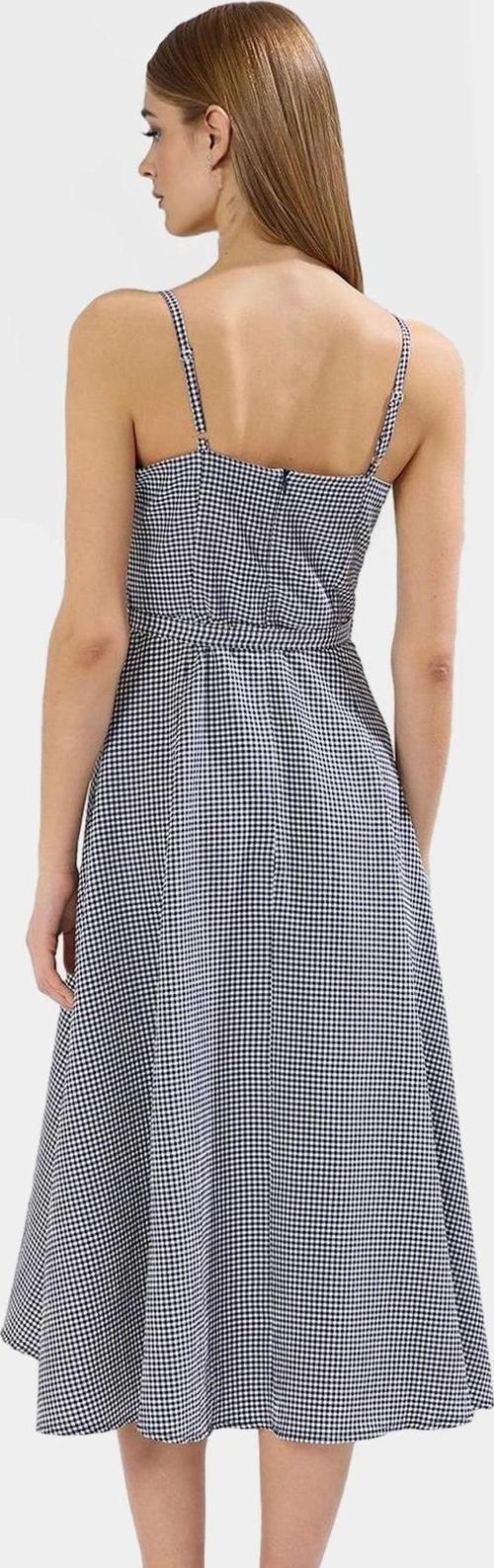 Rahat Yazlık A Kesim Kareli Elbise Polyester Elastan Dokuma Kumaş Seçkin Malzeme Uzun Ömürlü