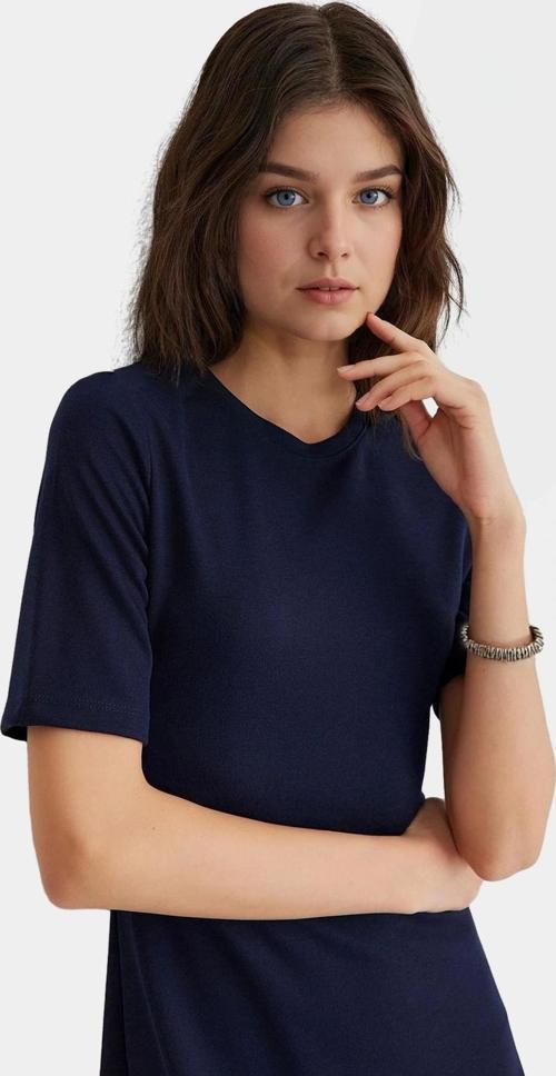Kadın A line Elbise Rahat Şık ve Çok Yönlü Modern Stil Profesyonel Görünüm Kullanım