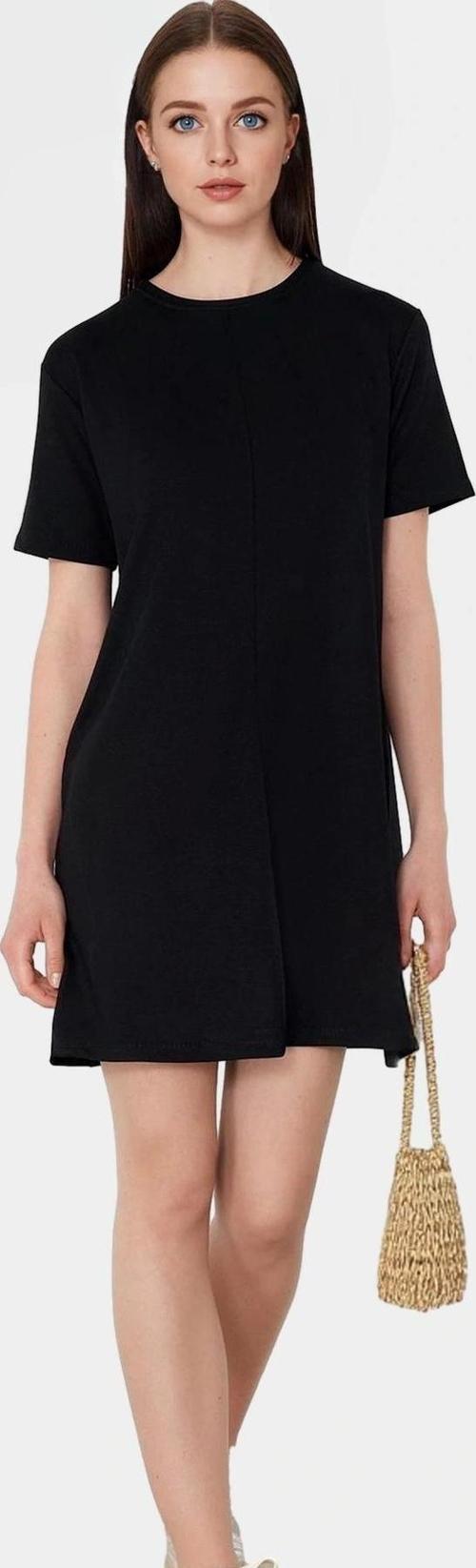 Nefes Alan Pamuklu Mini Elbise Örme Kumaş Bisiklet Yaka Rahat Kalıp Modern Stil Dayanıklı Malzeme