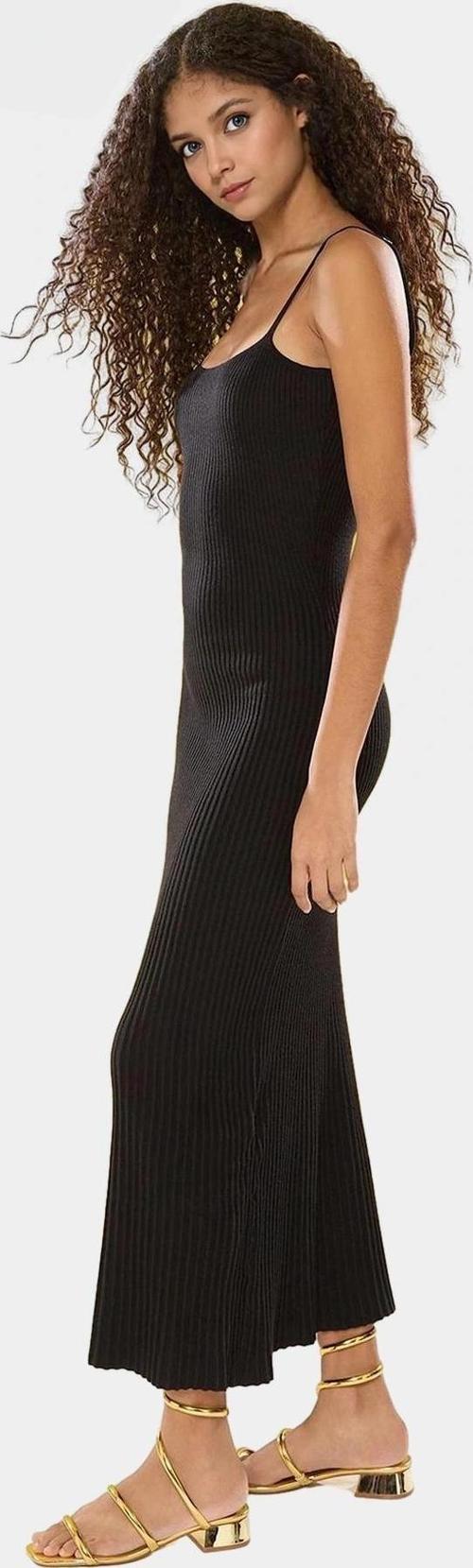 A Line Viskoz Triko Midi Elbise Rahat Kalıp ve Şık Tasarım Konforlu Kesim