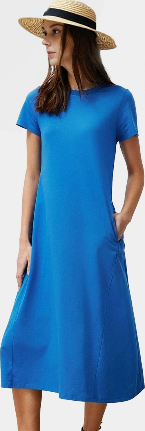 Nefes Alan Pamuklu T shirt Elbise Midi Boy Cep Detaylı Modern Stil Zarifane Tasarım