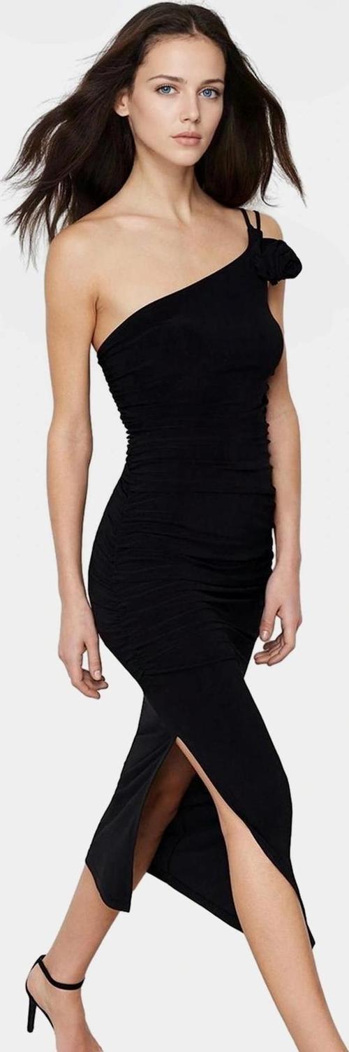Yazlık Midi Elbise Aksesuarlı Bodycon Örme Kumaş İnce Askılı Uzun Ömürlü Rahat Ve Şık