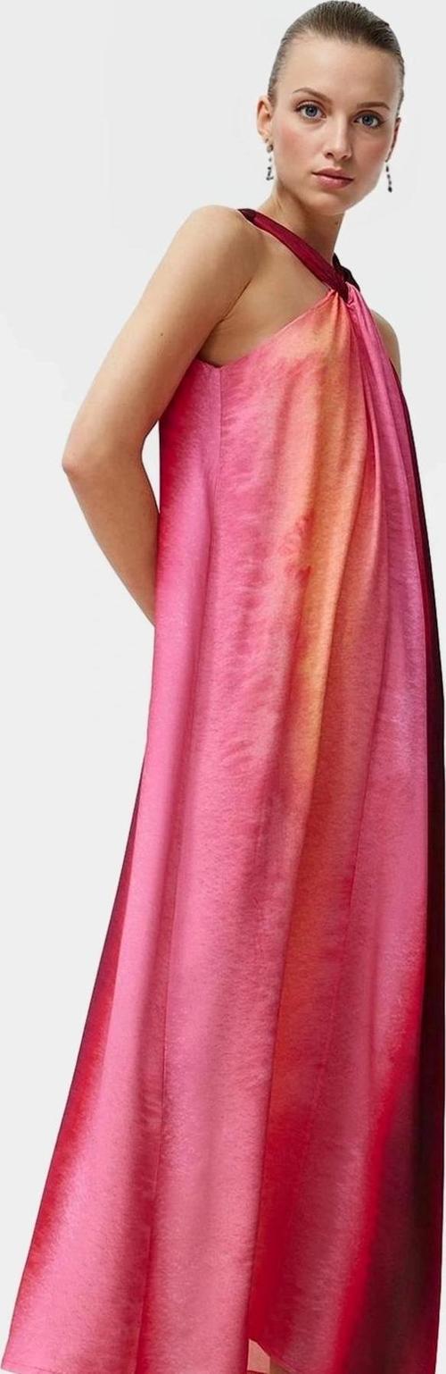 Yazlık Desenli Viskoz Maxi Elbise Rahat ve Şık Modern Stil