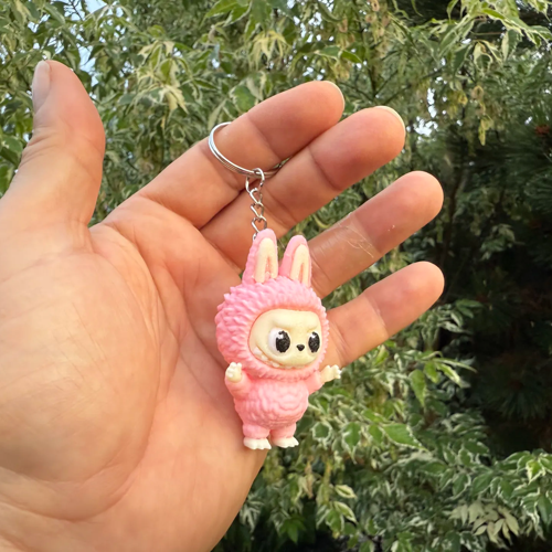 Gökkuşağı Renkli Oturan Labubu Elf Figürü Anahtarlık
