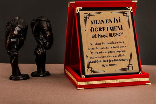 Öğretmene Hediye Kadife Plaket 31734