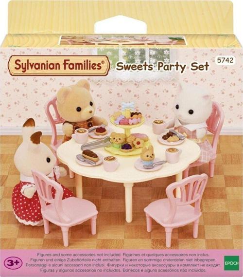 5742 Sylvanian Families Tatlı Partisi Oyun Seti (figürler dahil değildir) +4 yaş