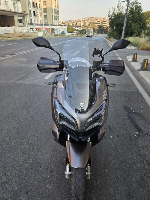 RKS Reale 125 Siperlik Ön Cam 2023-2025 Model 55cm Şeffaf Renkli 4mm KISA SPOR CAM