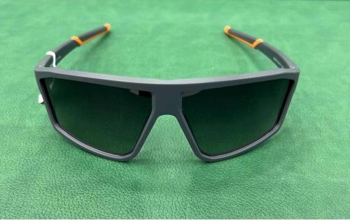 Mu2444 02 Erkek Güneş Gözlüğü