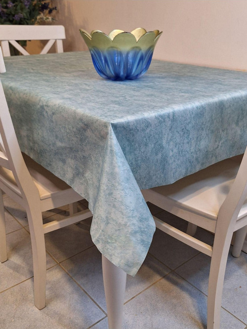 Kumaş Dokulu Tabanı Silikonlu Yıkanabilir Silinebilir Ütülenebilir Kaymaz Dekoratif Masa Örtüsü