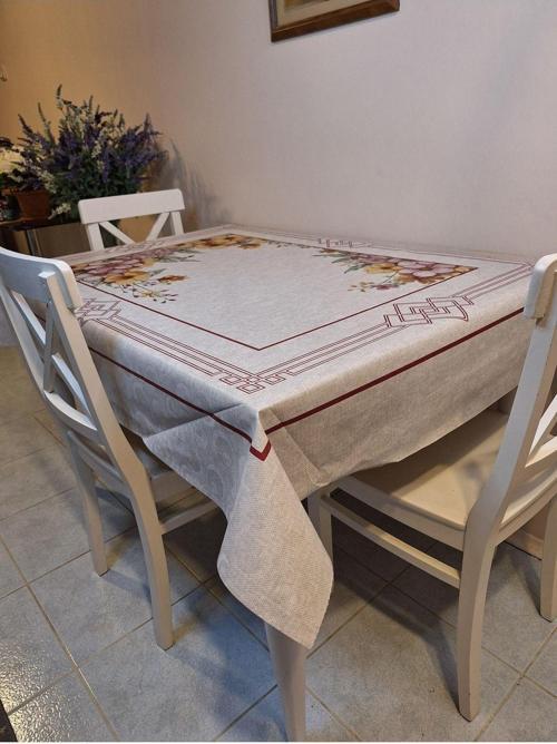 Dora Pano Elyaf Tabanlı Pvc Muşamba - Desenli Silinebilir 120 X 155 Hazır Masa Örtüsü