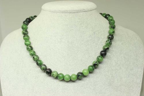 Anyolit (rubizoit – Rubyzoisit) Taşı Kolye 8mm (klipsli)