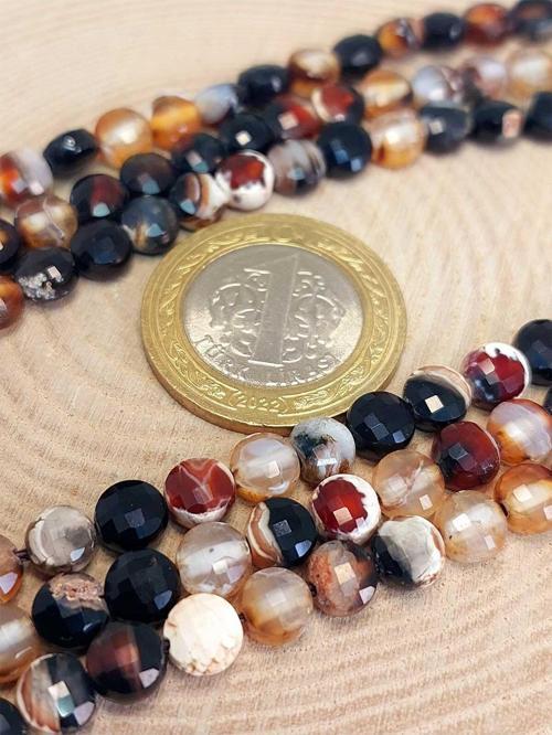 Akik Taşı YASSI Faset Kesim YARIM Dizi 6x4mm (42810) (18cm uzunluğundadır)