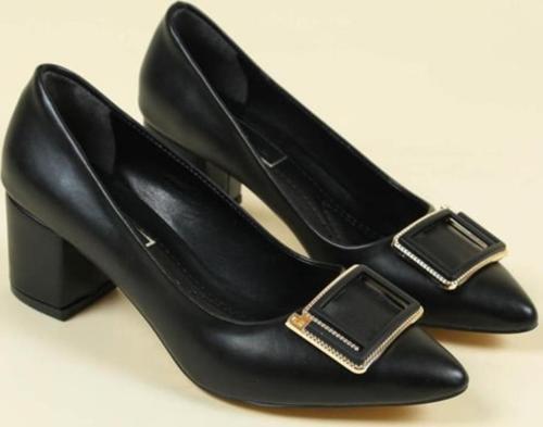 Feles Toka Detaylı Stiletto Kadın Topuklu Ayakkabı