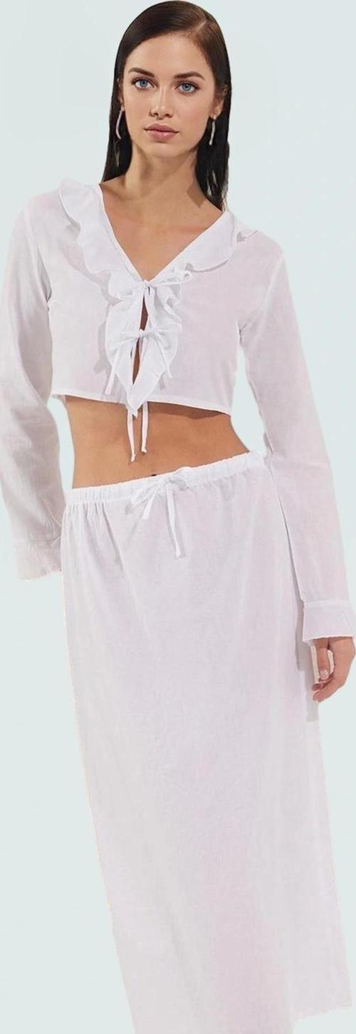 Yazlık Kadın Uzun Kollu Pamuklu Bluz Etek Takım Plaj Modası Profesyonel Görünüm Modern Stil