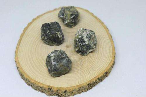 Labradorit Taşı Ham Parça (46-48gram)