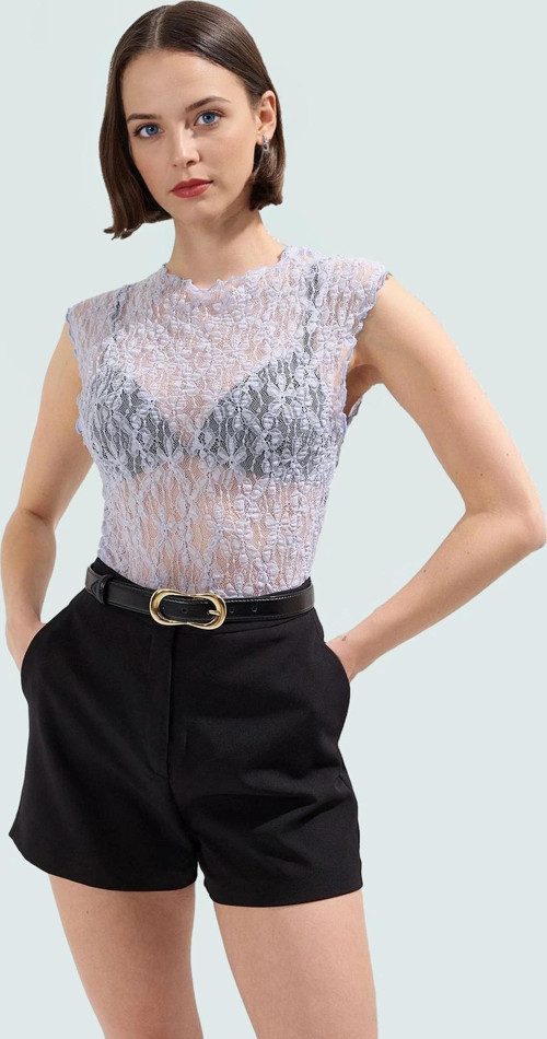 Kadın Bisiklet Yaka Dantel Detaylı Fitted Bluz Yaz Koleksiyonu Zarifane Tasarım