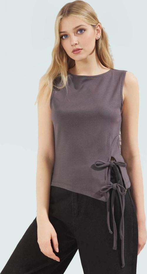 Fitted Vücuda Oturan Bağcıklı Viskon Bluz Yazlık Günlük Yüksek Kalite Premium