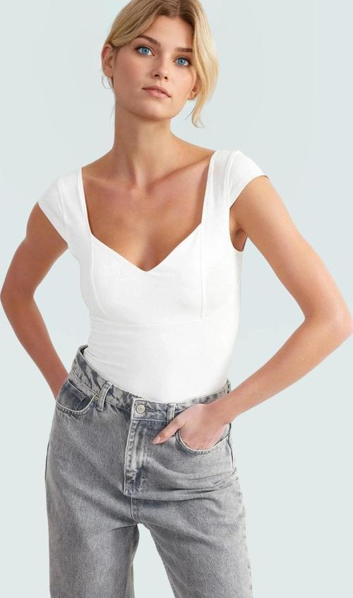 Kalp Yaka Vücuda Oturan Pamuklu Örme Bluz Yazlık Günlük Tarz Şık Görünüm Dayanıklı Malzeme