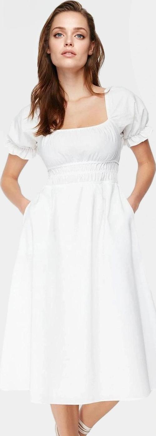 Kadın Yazlık Pamuklu Skater Elbise Kare Yaka Kısa Kollu Rahat Günlük Ve Şık Kaliteli İşçilik