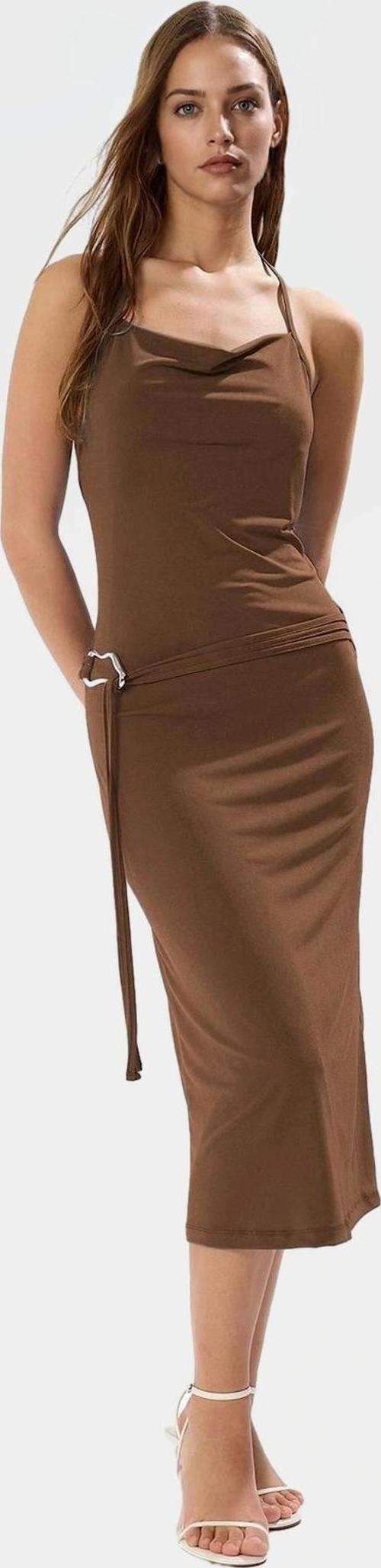 Şık Midi Boy Örme Elbise Aksesuar Detaylı Polyester Elastan Günlük Stil Zarifane Tasarım