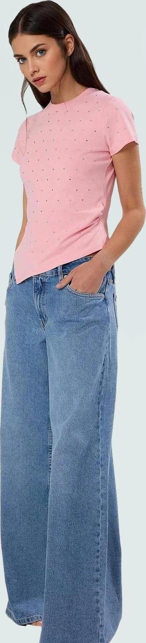 Yazlık Asimetrik Fitted Pamuklu T shirt Günlük Stil Profesyonel Görünüm Uzun Ömürlü