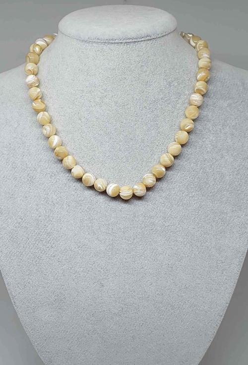 Sedef Taşı Kolye 8mm (karamel) (klipsli)