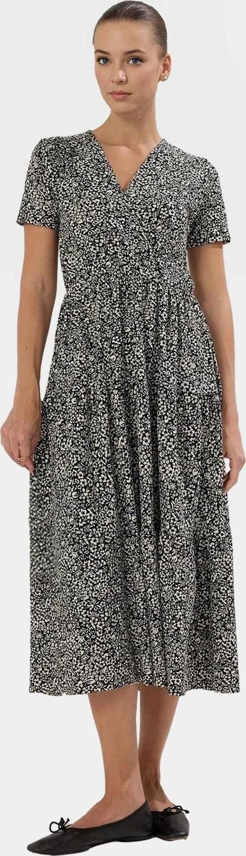 Kadın Çiçekli Skater Elbise Örme Kumaş Rahat Günlük Stil Ve Şık Kullanım İçin