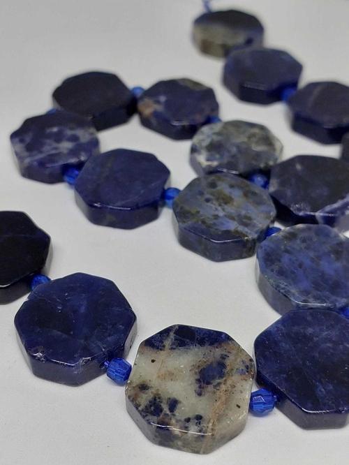 Sodalit Taşı Sekizgen Şekilli Dizi (35710)
