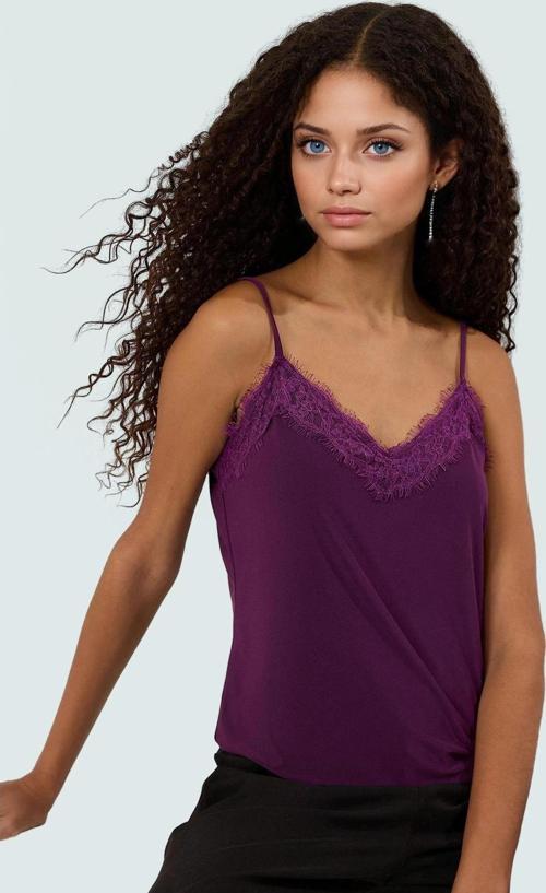 Kadın V Yaka Dantelli Askılı Örme Bluz Yazlık Şık İş Elbisesi Seçkin Malzeme Modern Stil