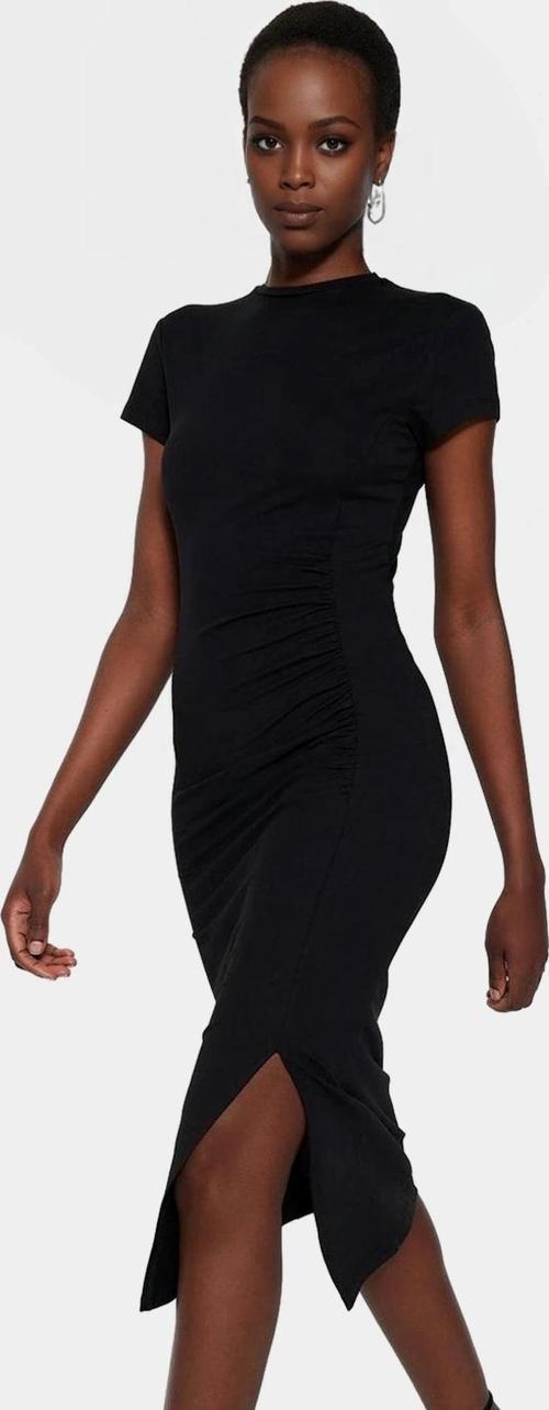 Şık Pamuklu Midi Elbise Bodycon Kalıp Büzgü Detay Yazlık Seçkin Malzeme Uzun Ömürlü