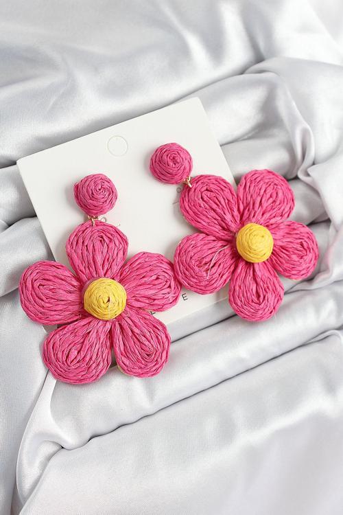 Pirinç Pembe Papatya Model Gold Renk Kadın Hasır Küpe - EBJ250711W36555