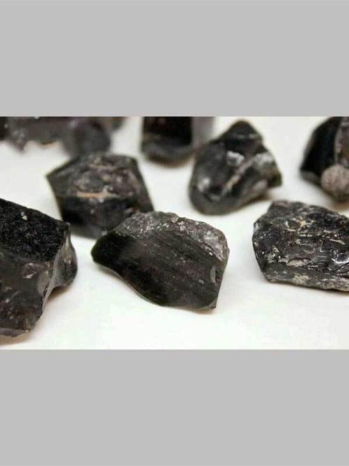 Apaçinin Gözyaşı (OBSİDİYEN) Taşı (6-9GRAM)