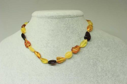 Kehribar Bebek Kolyesi (0-3 Yaş) (24565)