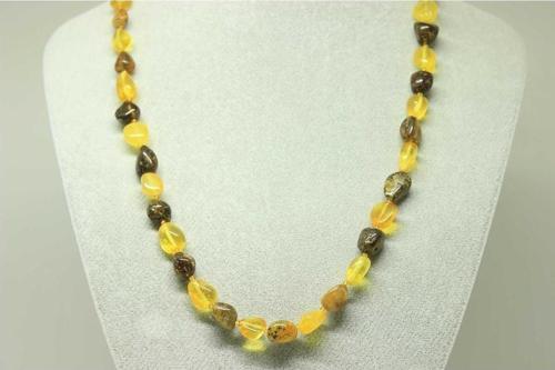 Kehribar Büyük Kolyesi (24670)