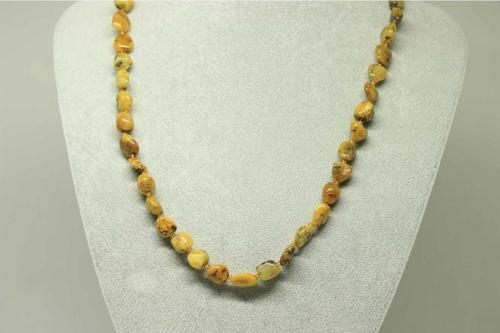 Kehribar Büyük Kolyesi (24680)