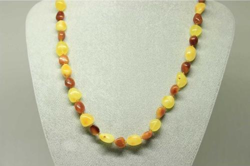 Kehribar Büyük Kolyesi (24685)