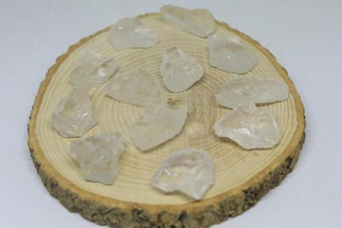 Kristal Kuvars Ham Şekilsiz Doğal Parçalar 10-14 Gram