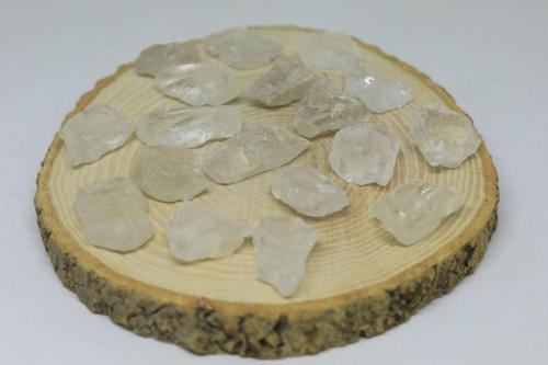 Kristal Kuvars Ham Şekilsiz Doğal Parçalar 5-9 Gram