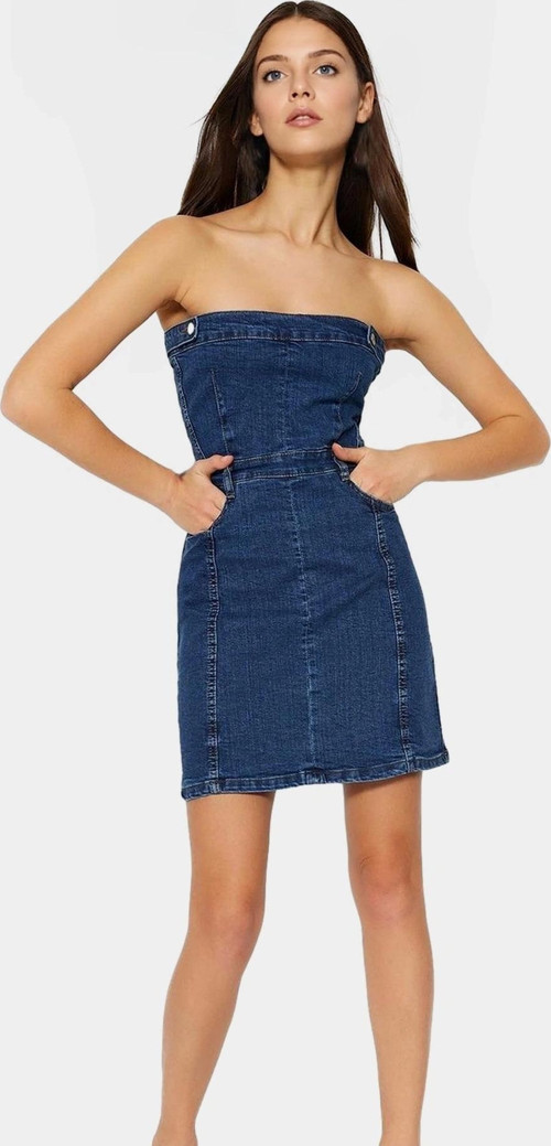 Mini Denim Elbise Fitted Kalıp Straplez Yaka Şık Görünüm Dayanıklı Malzeme Modern Stil