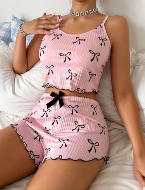 Aria's Closet Pembe Üstüne Siyah Kurdela Desenli Askılı Şortlu Pijama Takımı