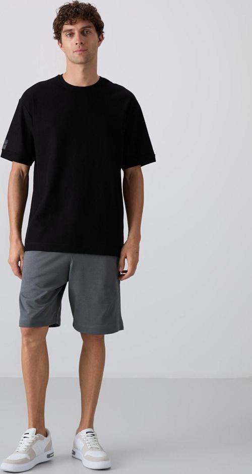 Siyah Pamuklu Kalın Yüzeyi Dokulu Oversize Fit Basic Erkek T-Shirt - 88339