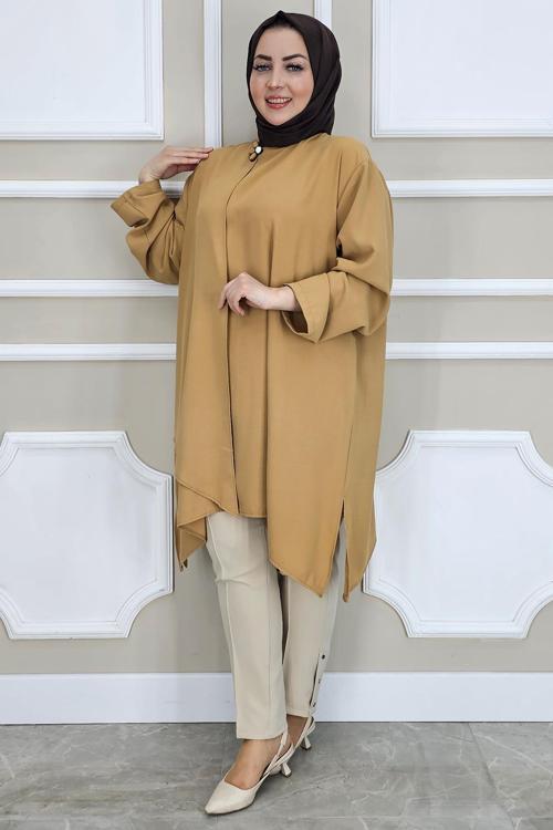 KADIN ASİMETRİK KESİM YAKA KISMI BROŞ DETAYLI TESETTÜR TUNİK
