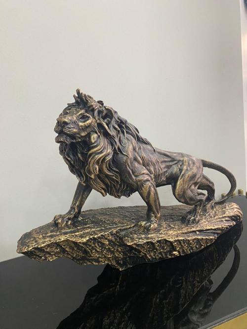 ASLAN KRAL BİBLO FİGÜRÜ TAŞ ÜSTÜNDE ASLAN BÜYÜK BOY