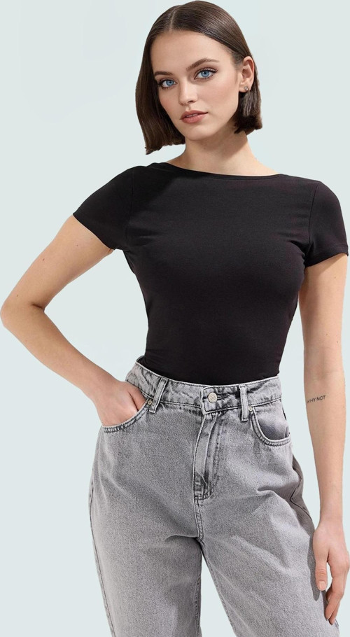 Bisiklet Yaka Kısa Kollu Fitted Örme Bluz Rahat Kullanım Zarifane Tasarım Trend
