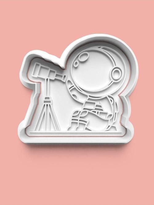 Gözlem Yapan Astronot Kurabiye Kalıbı Ve Şeker Hamuru Kalıbı 0441-4