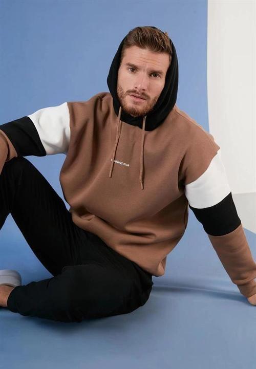 Parçalı Kapşonlu Sweatshirt