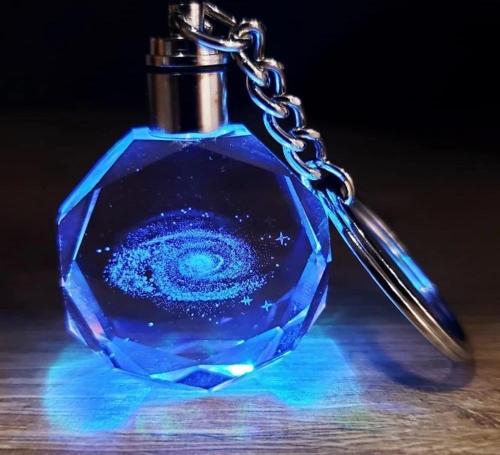 Galaxy Gezegen Tasarım Işıklı Anahtarlık