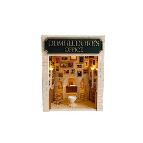 Dumbledore Ofisi Kitaplık Dekoru